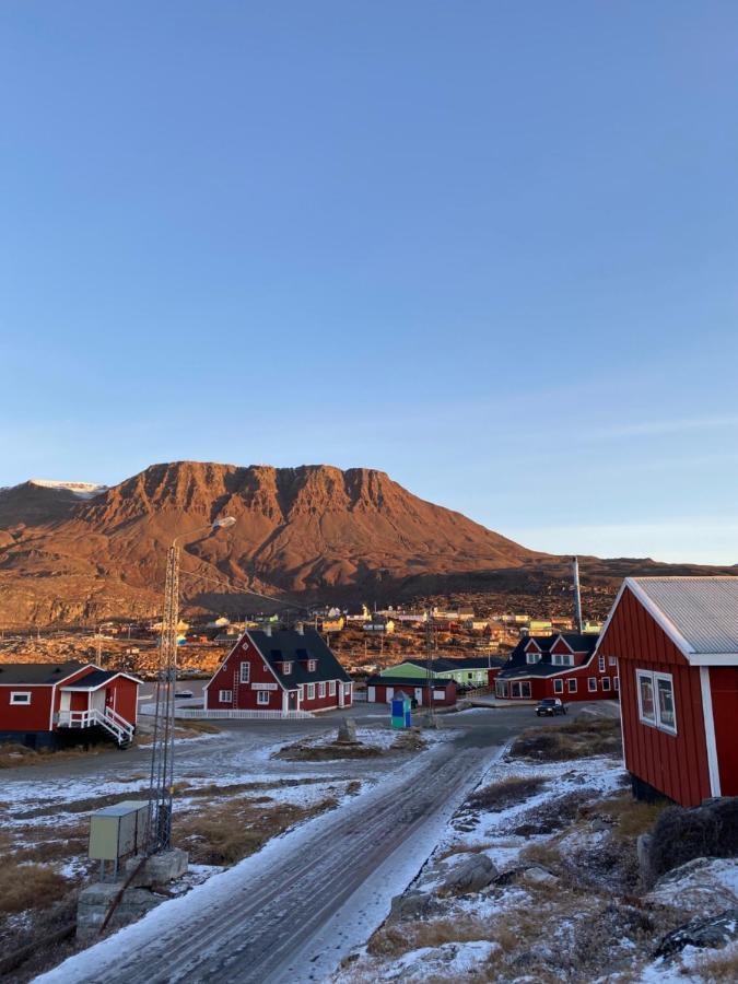 Hotel Disko Island Qeqertarsuaq Exterior photo