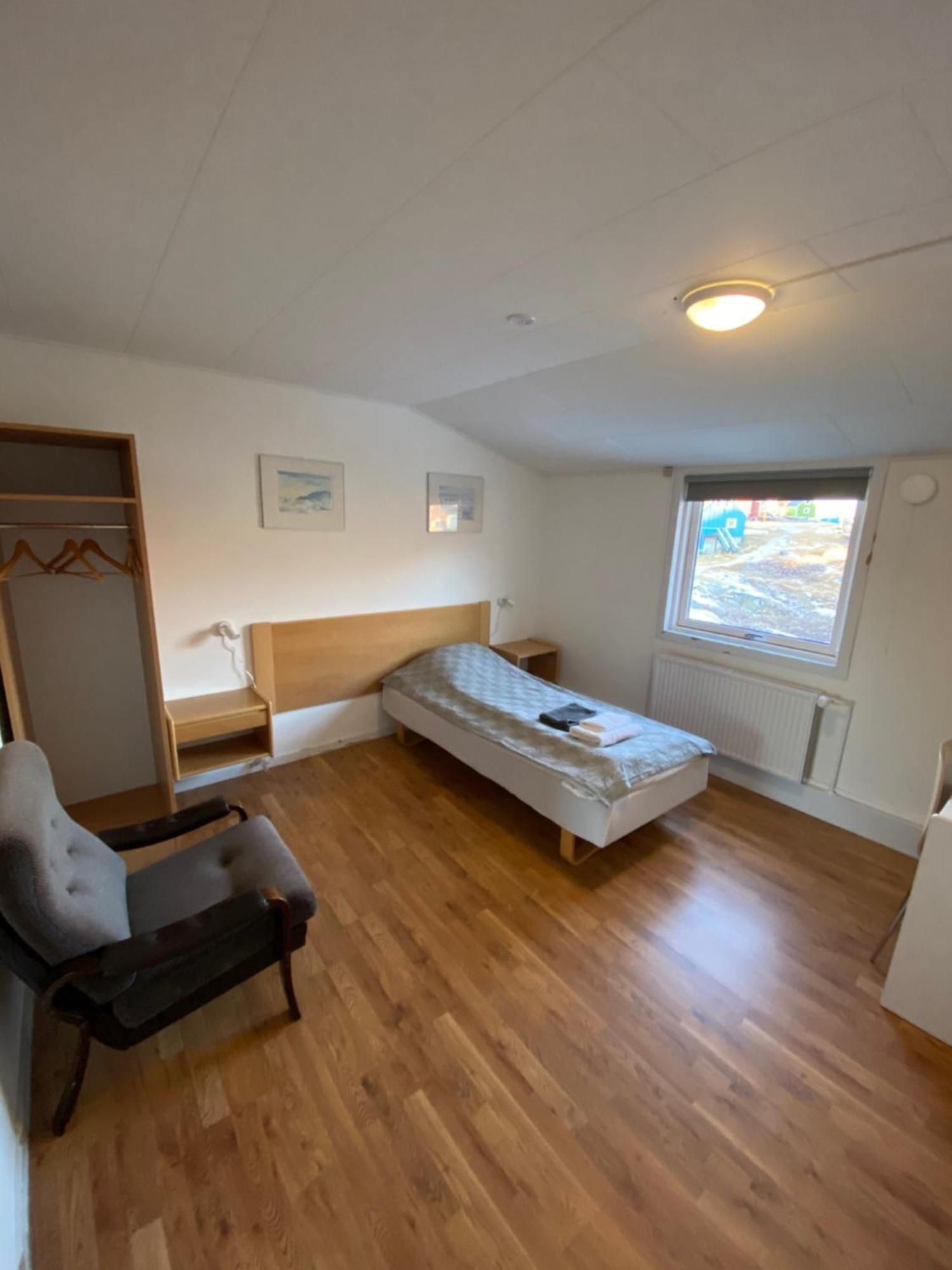 Hotel Disko Island Qeqertarsuaq Room photo